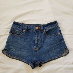 Kendall & Kylie Jean Shorts, Super High Rise